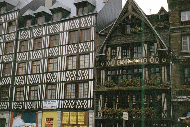0697ewRouen.jpg