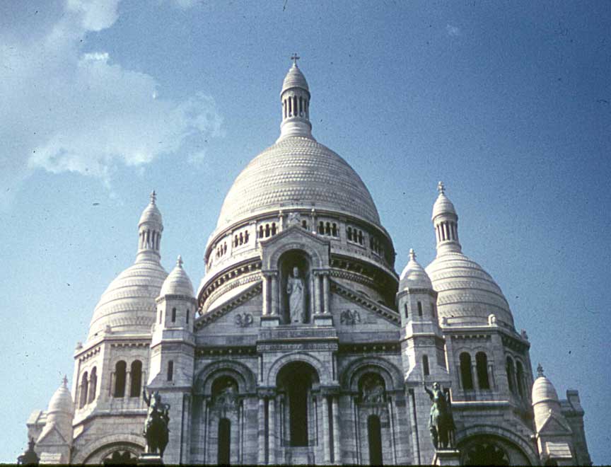 3436fewSacreCoeur.jpg