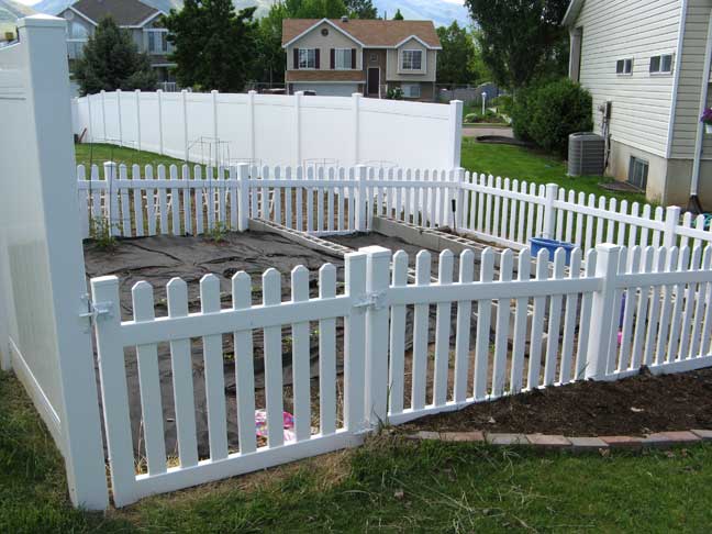 0009GardenFence
